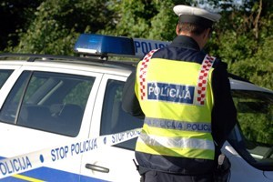 Slika PU_I/vijesti/2014/policija traka.JPG